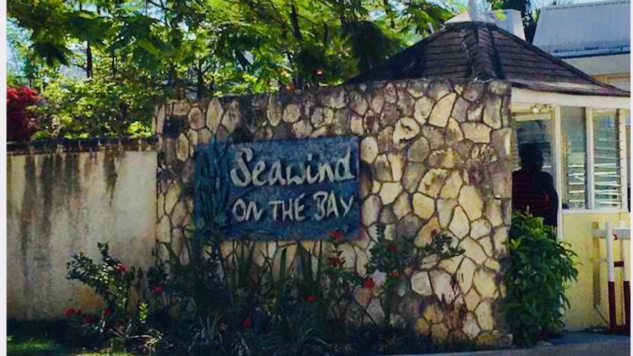 Beryls At Seawind On The Bay , Montego Bay , Jamaica Apartment Exterior photo